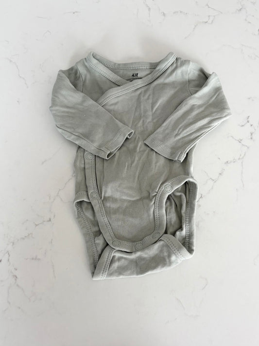 H&M-Cache couche-1/2 mois