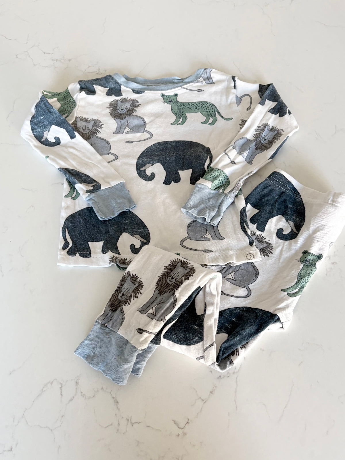 Carters/Little Planet-Pyjama-4T