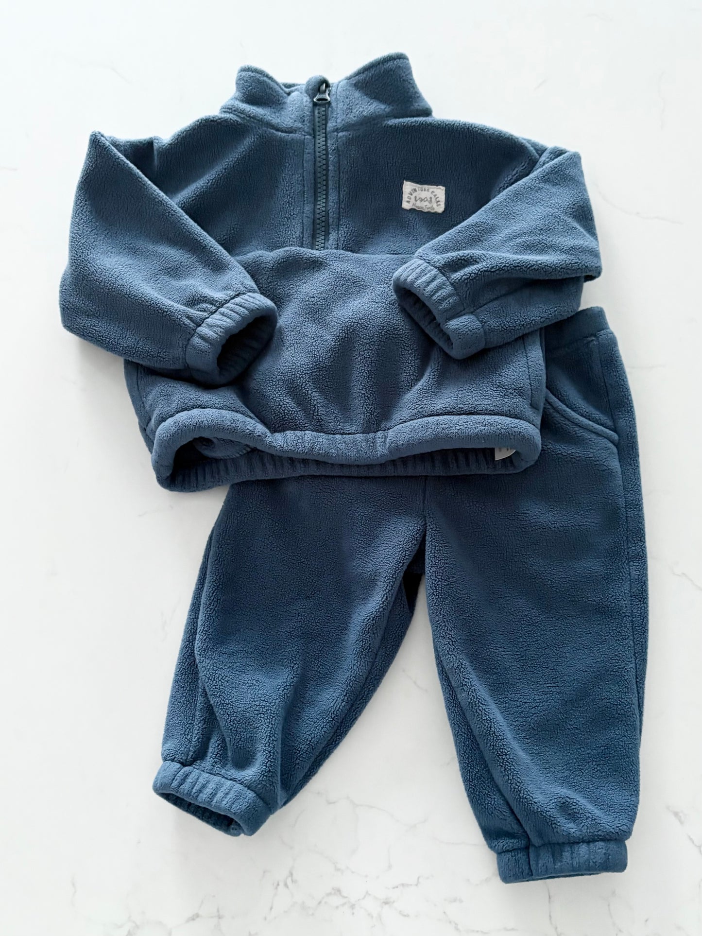 Carters/Little Planet-Ensemble polar-12 mois