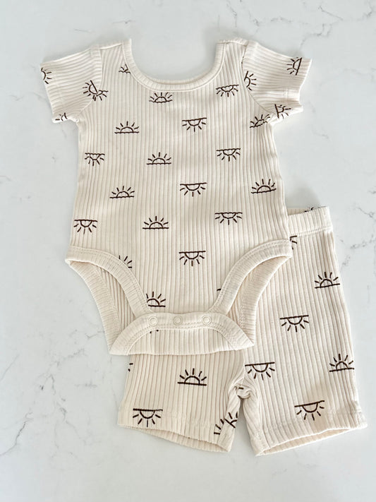 Pl baby-ensemble-3 mois ( neuf sans étiquette)