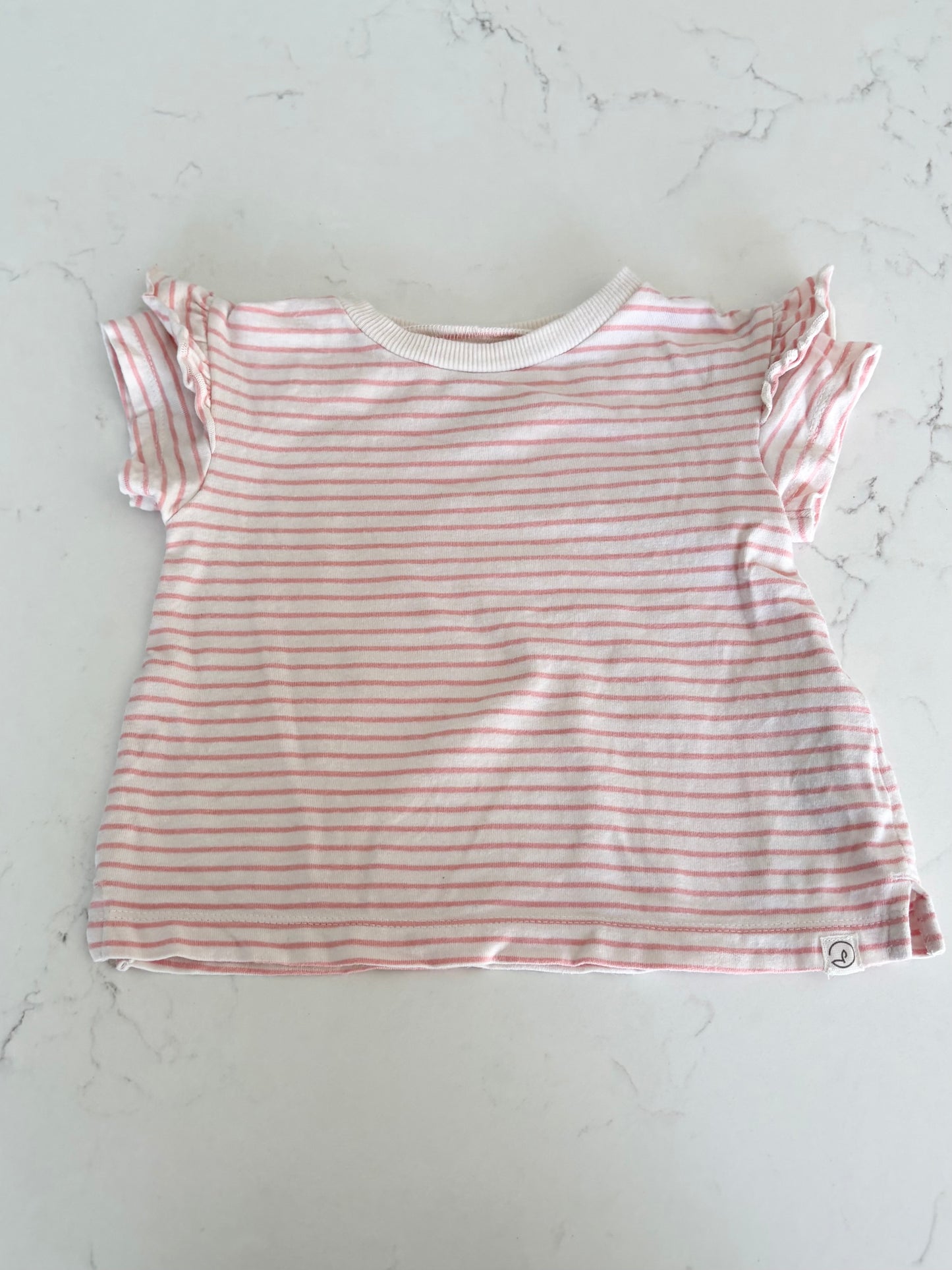 Carters/Little planet-T shirt-9 mois