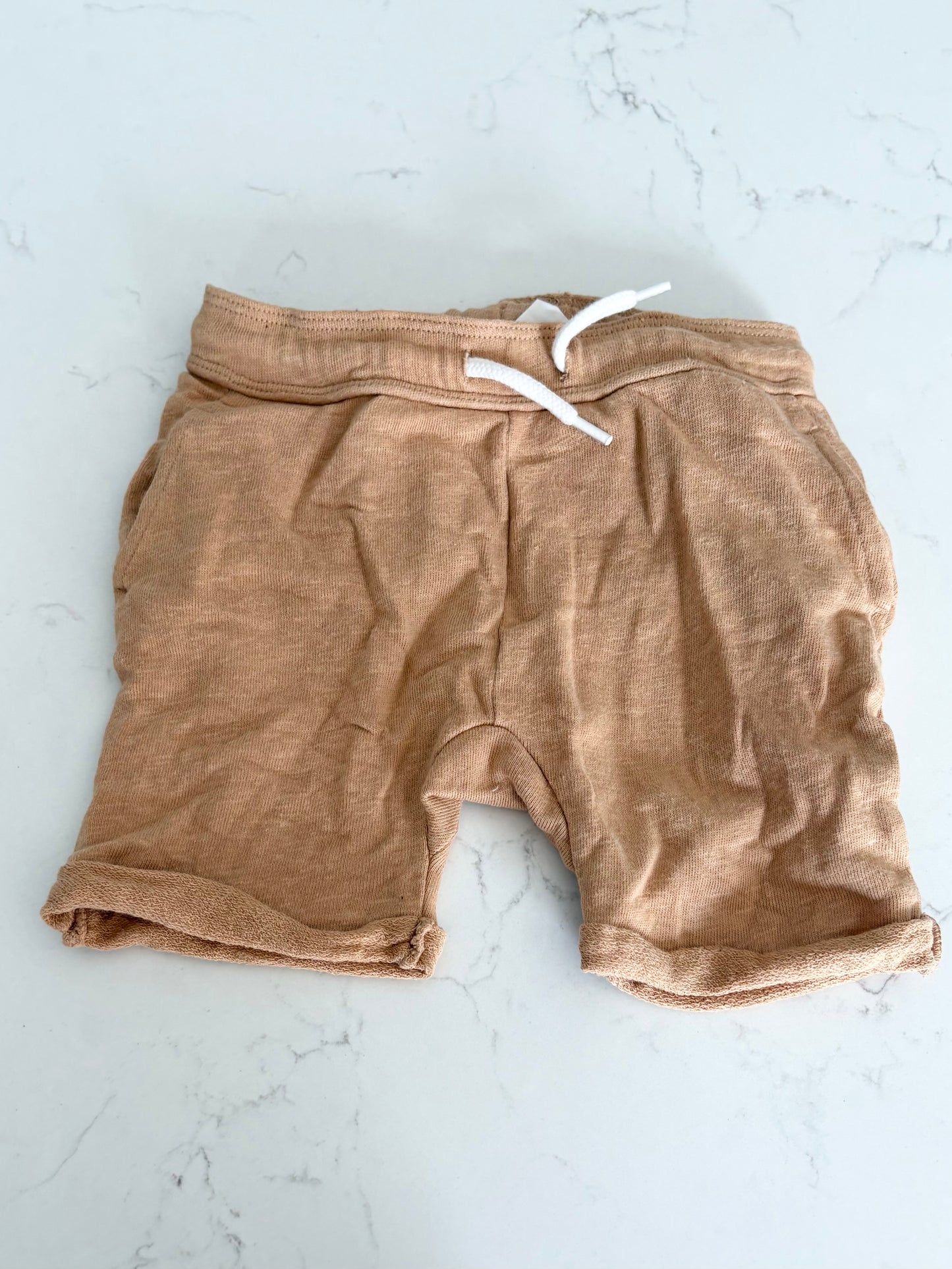 H&M-Short-12/18 mois
