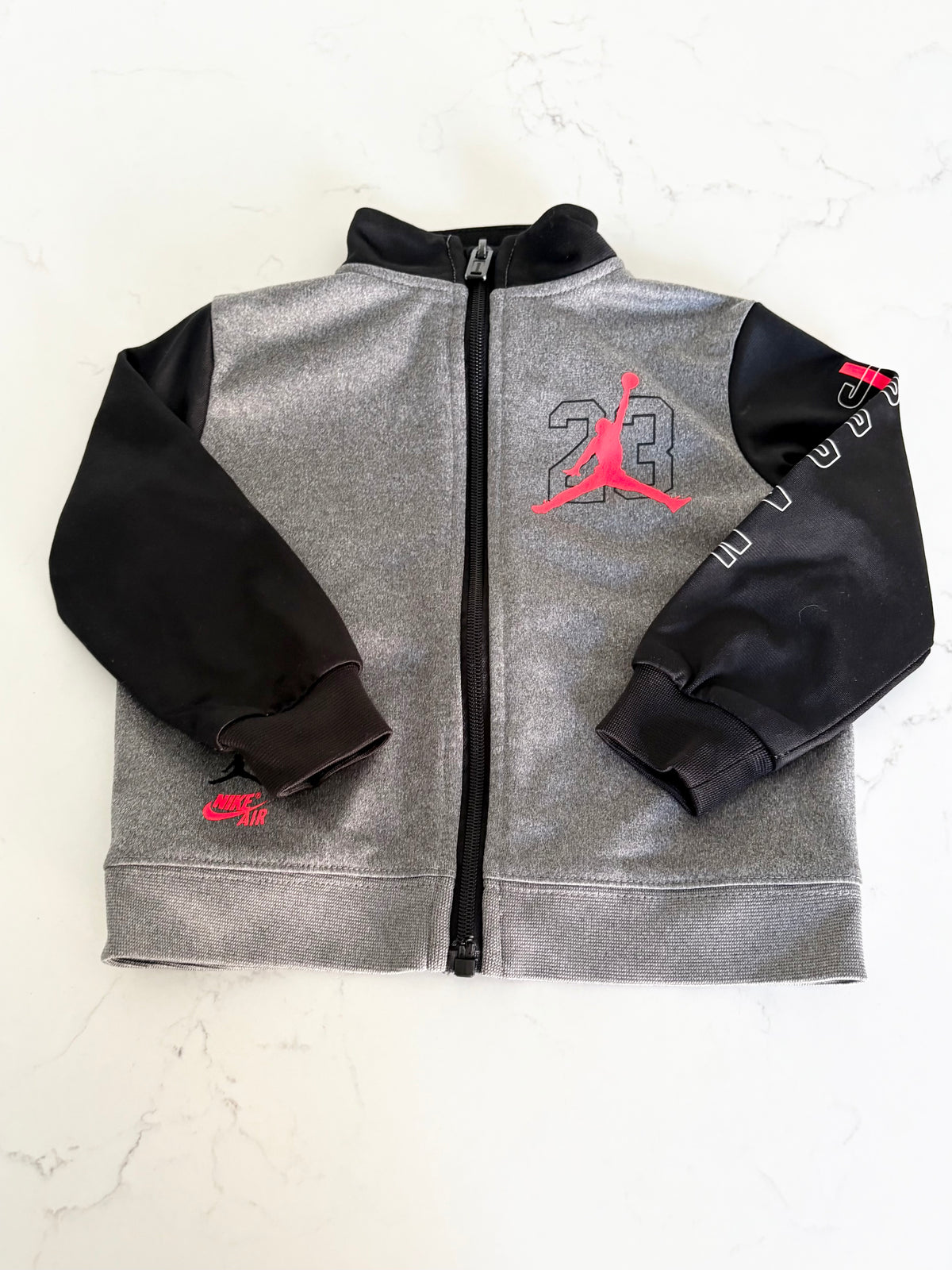 Nike/Jordan-Veste-18 mois