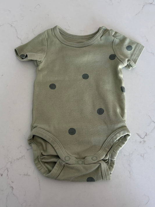 H&M-Cache couche-1/2 mois