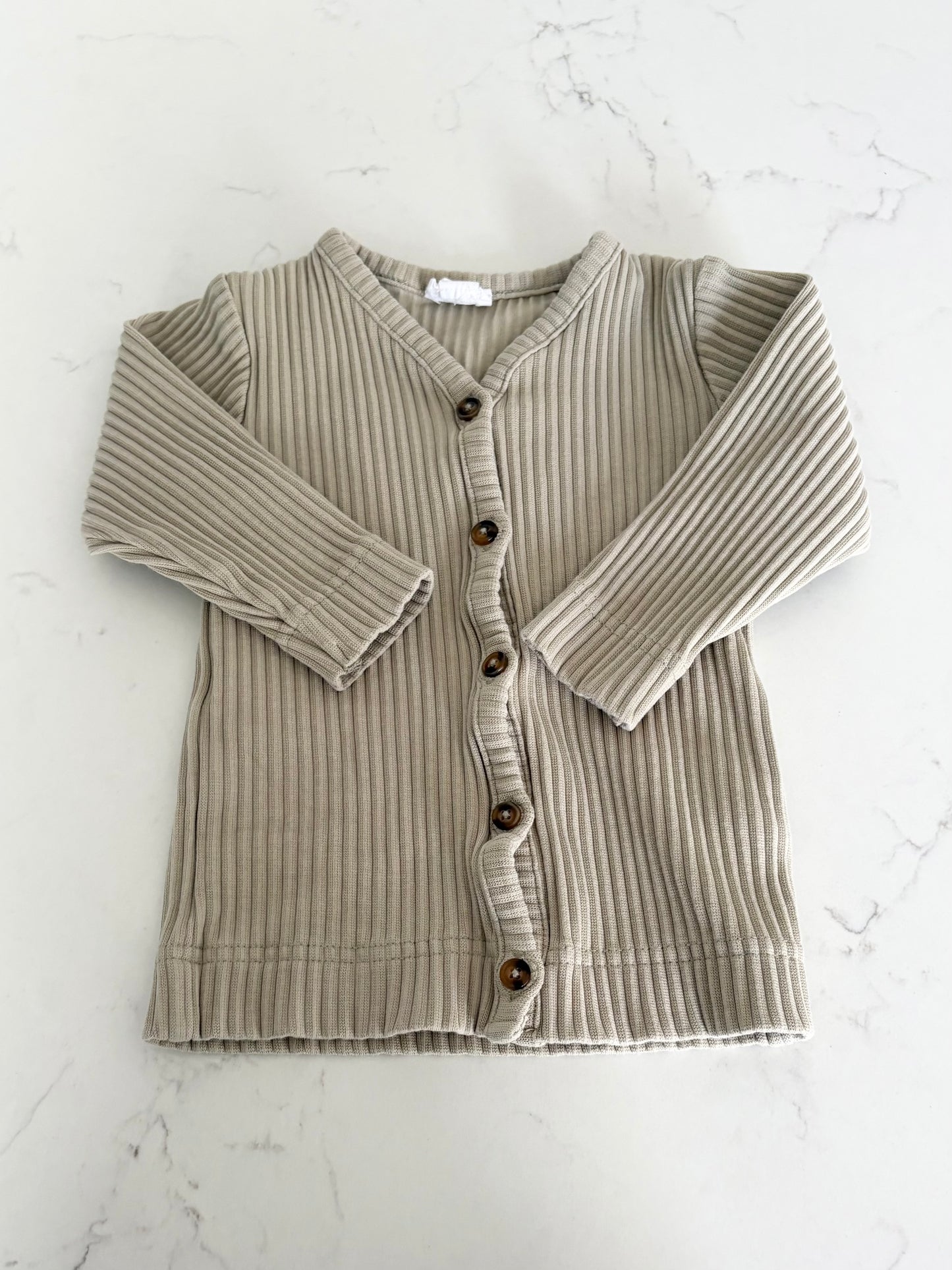 Jamie kay-Veste-6/12 mois