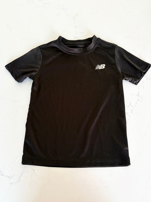 New Balance-T shirt-5/6T
