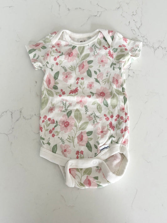 Gerber-Cache couche-0/3 mois