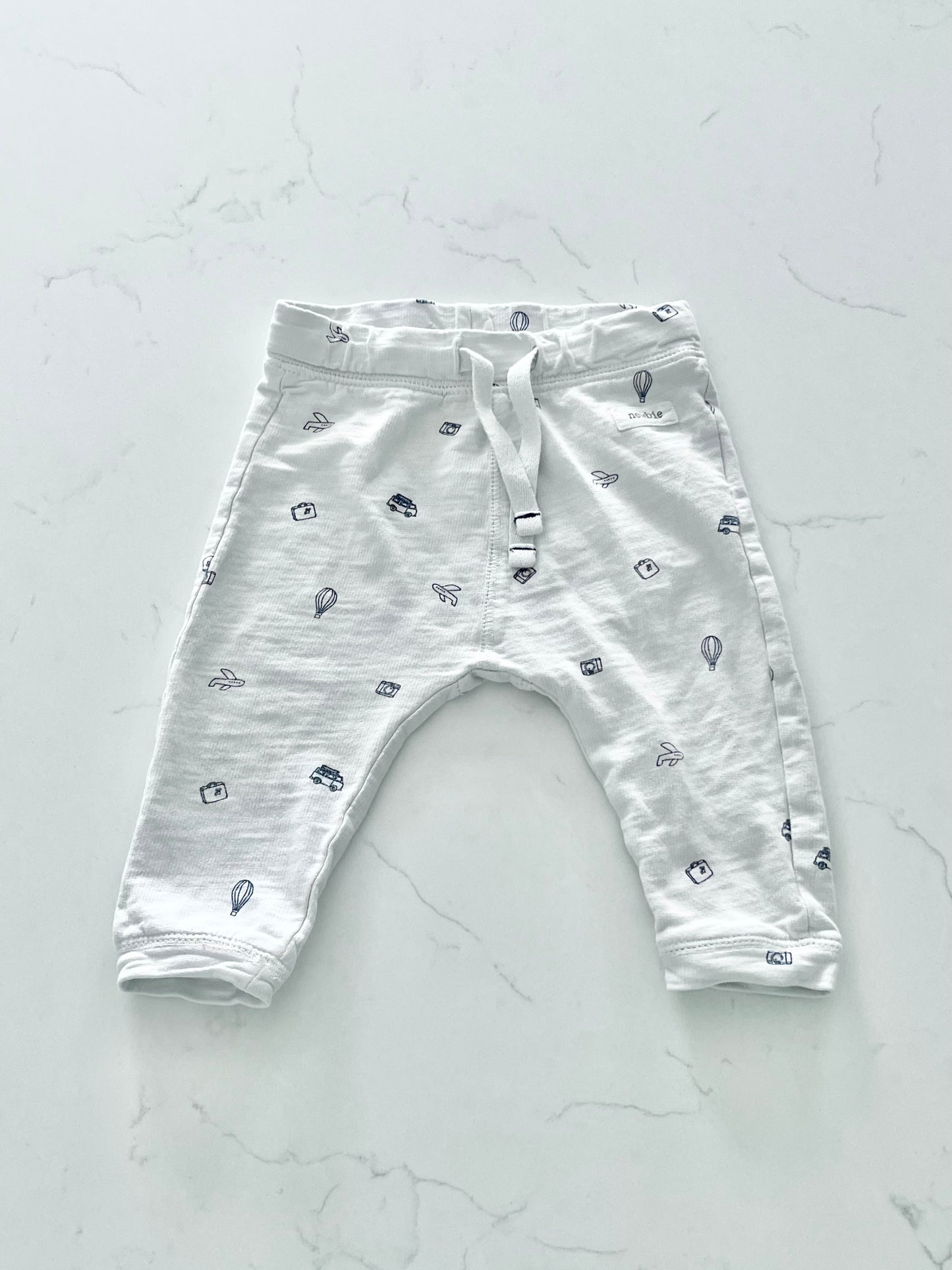 Pantalon-~6 mois ( légère imperfection)