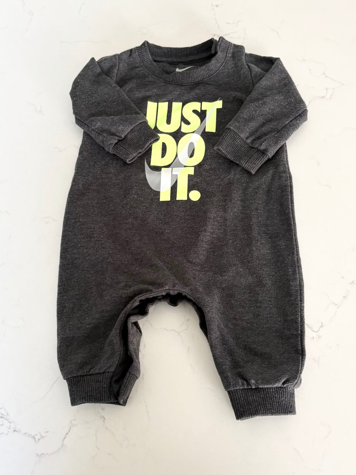 Nike-Une pièce-3 mois