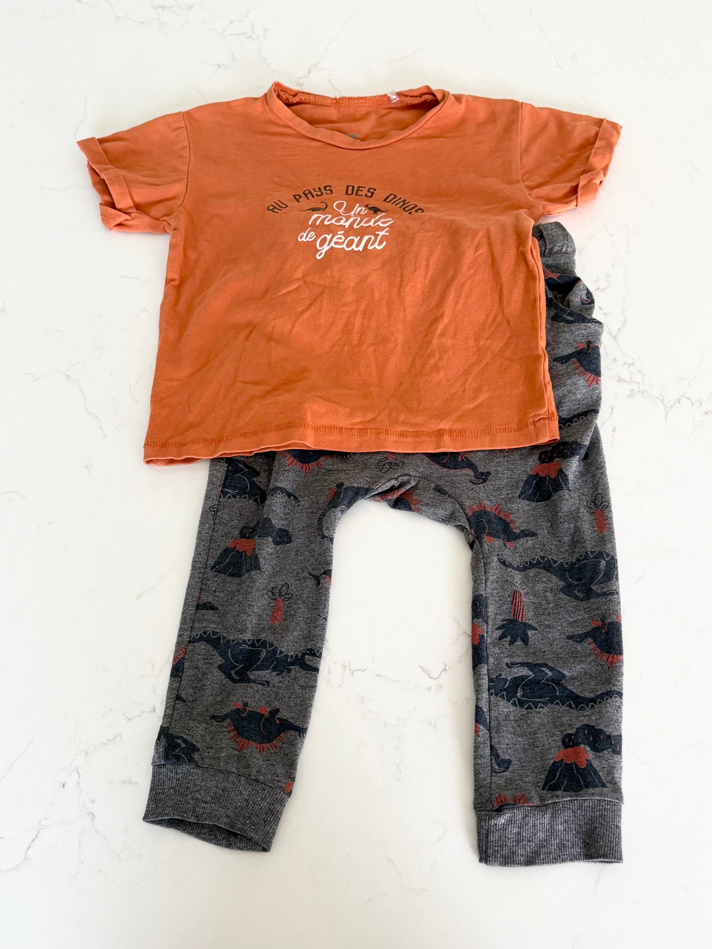 Tag-Ensemble-18 mois ( pantalon mousseux )