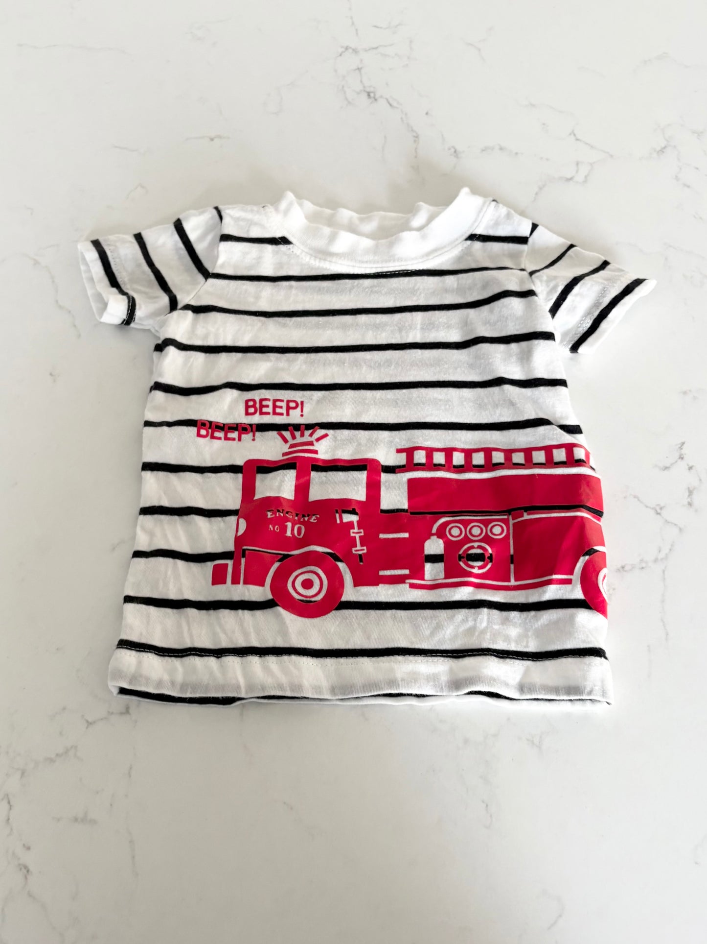 Carters-T shirt-6 mois