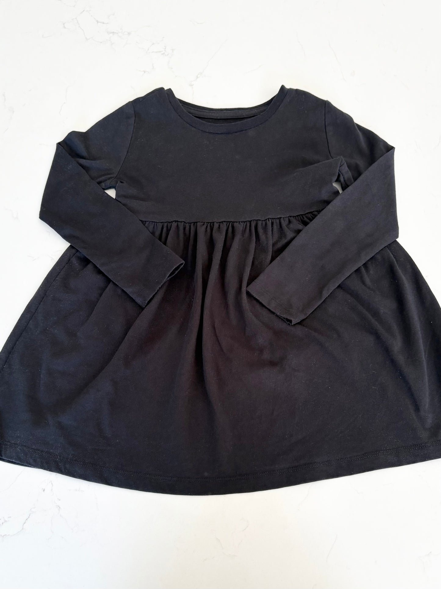 Tag-Robe-5T