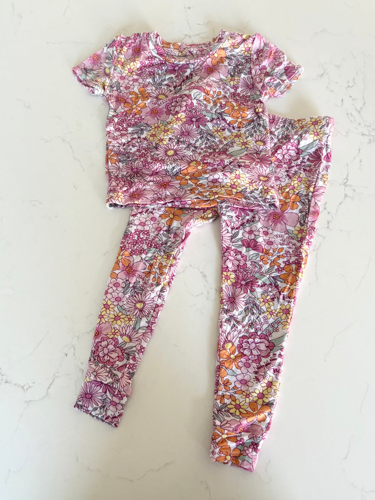 Penelope Mack-Pyjama-18 mois ( fait petit)