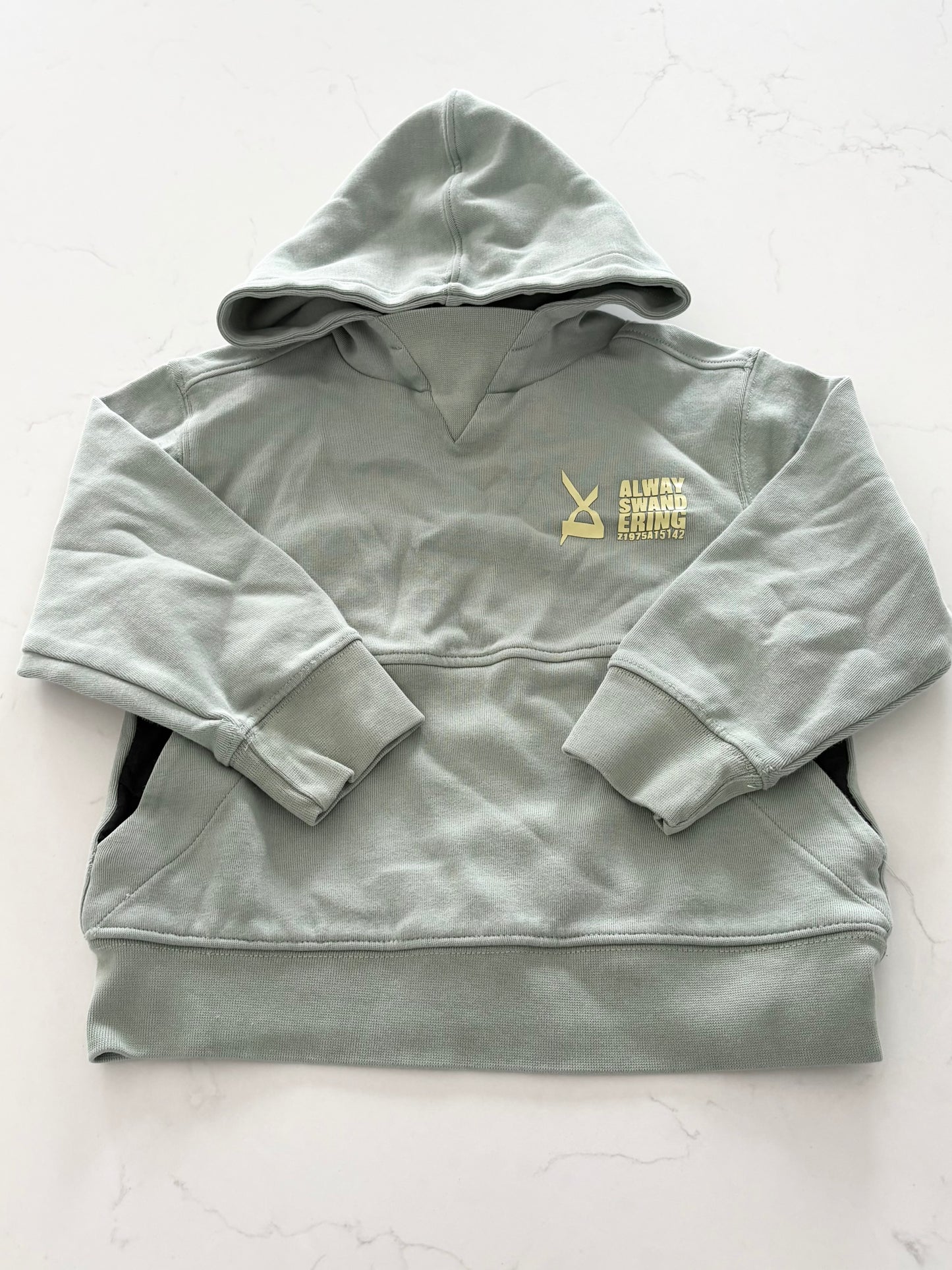 Zara-Coton ouater-6T ( fait petit )