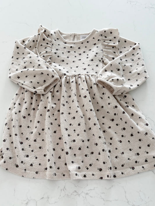 Zara-Robe-4T