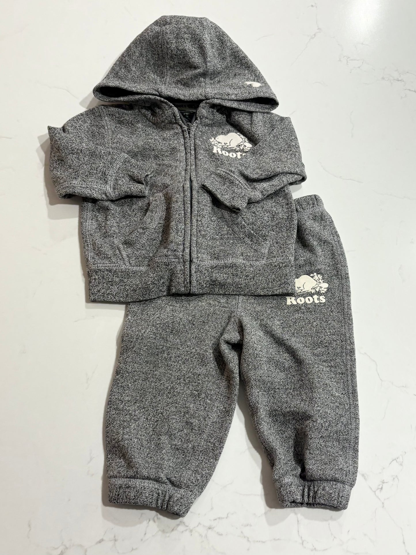 Roots-Ensemble-12/18 mois ( imperfection veste)