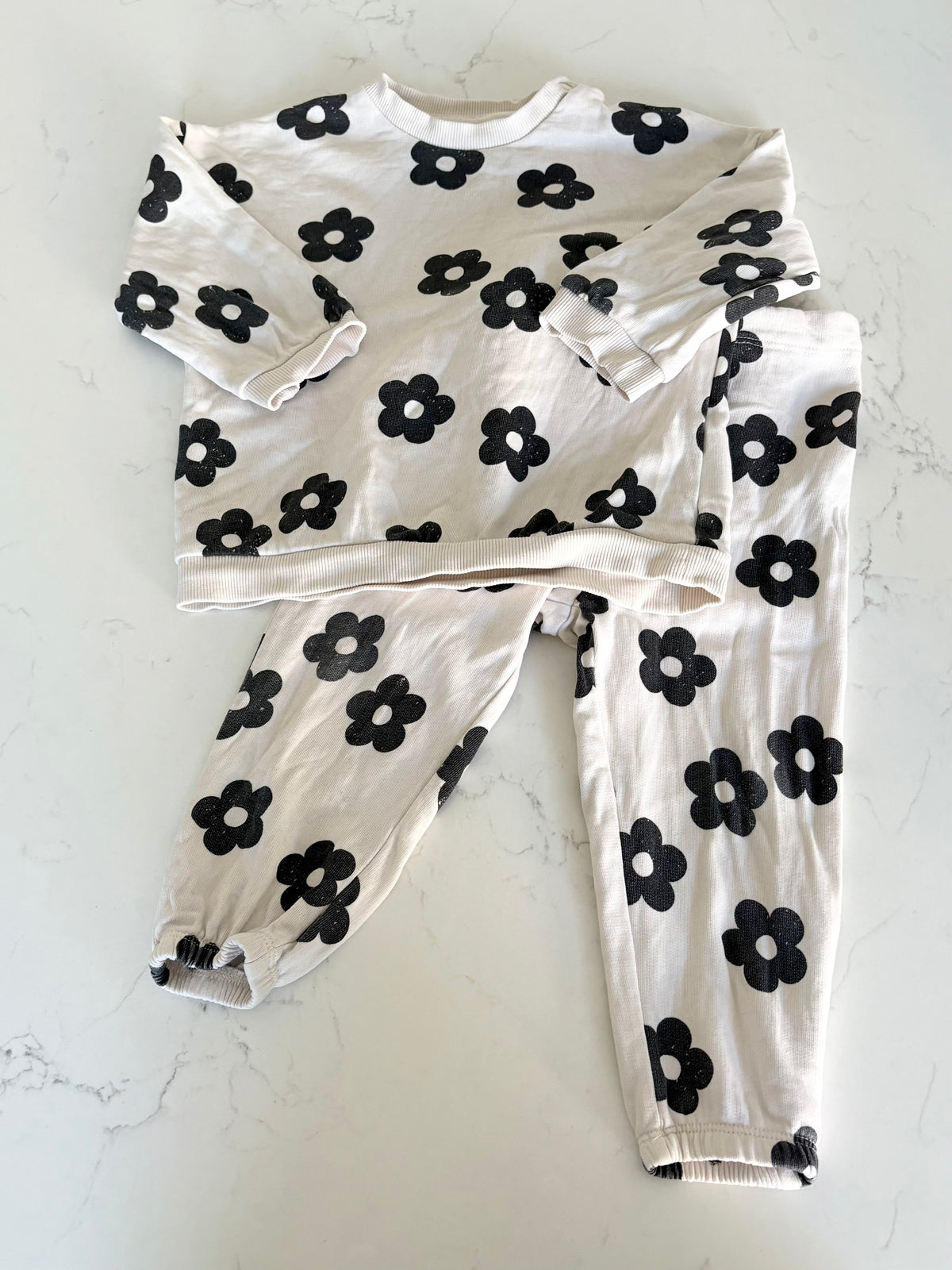 H&M-Ensemble-12/18 mois ( très légère imperfection)