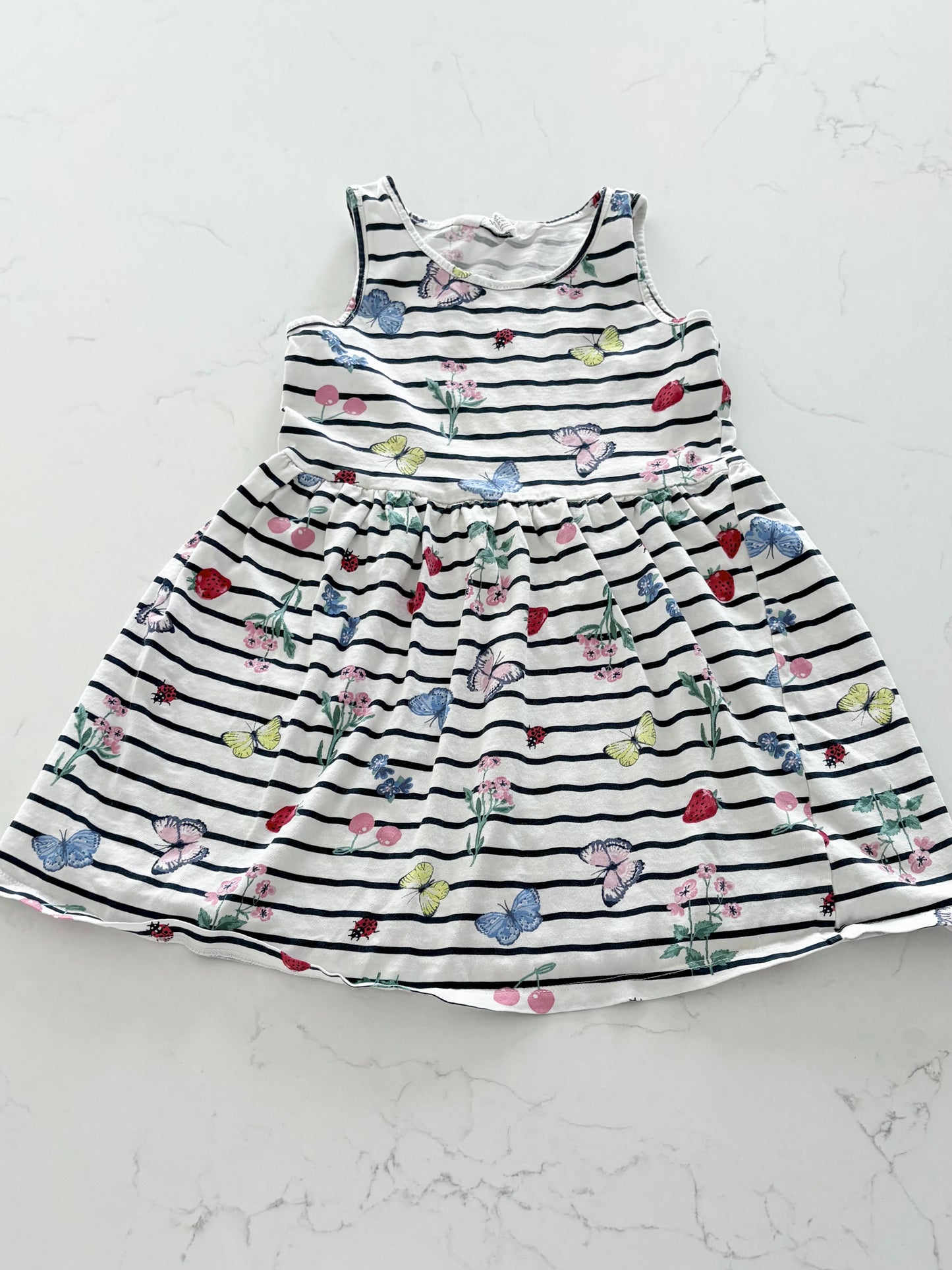 H&M-Robe-4/6T (légère imperfection)