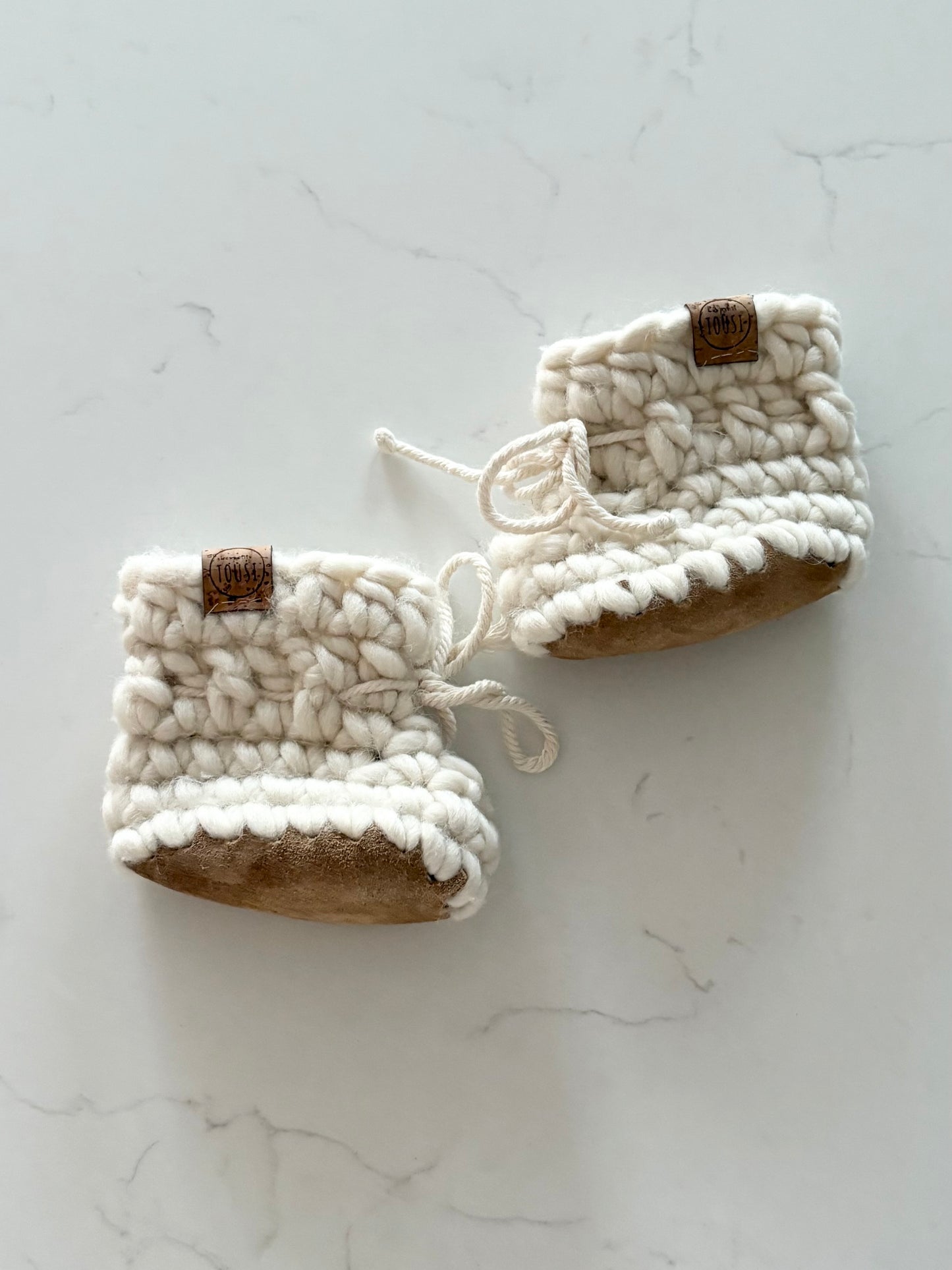 Les petits Tousi-Pantoufles-NB