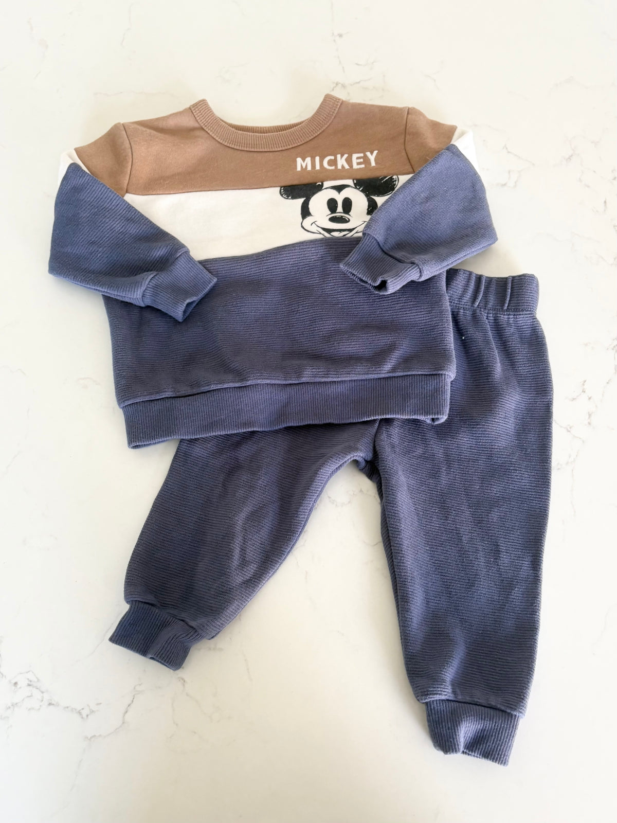Disney-Ensemble-6 mois