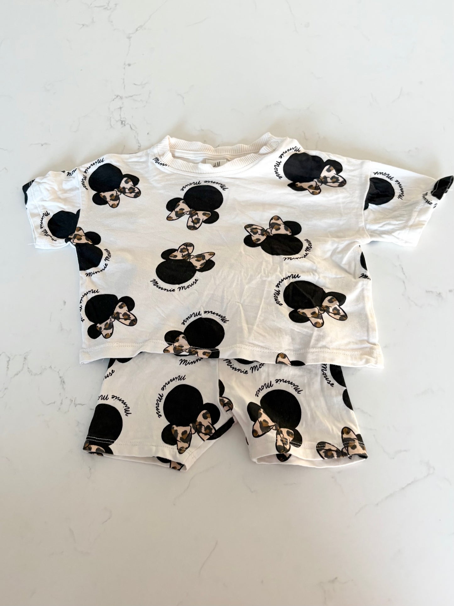 H&M/Disney-Ensemble-6/9 mois