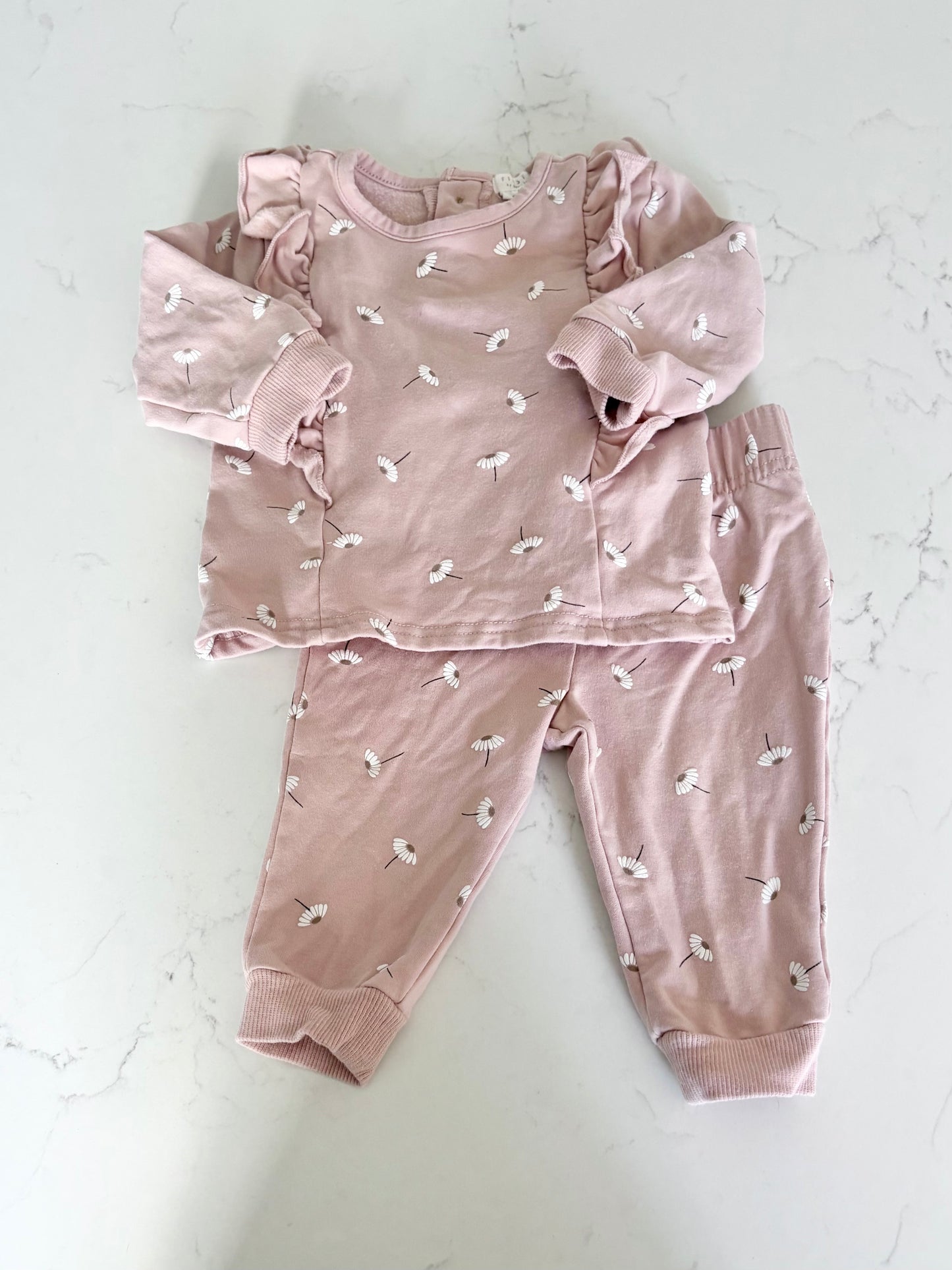 Petit lem/First-Ensemble-9 mois