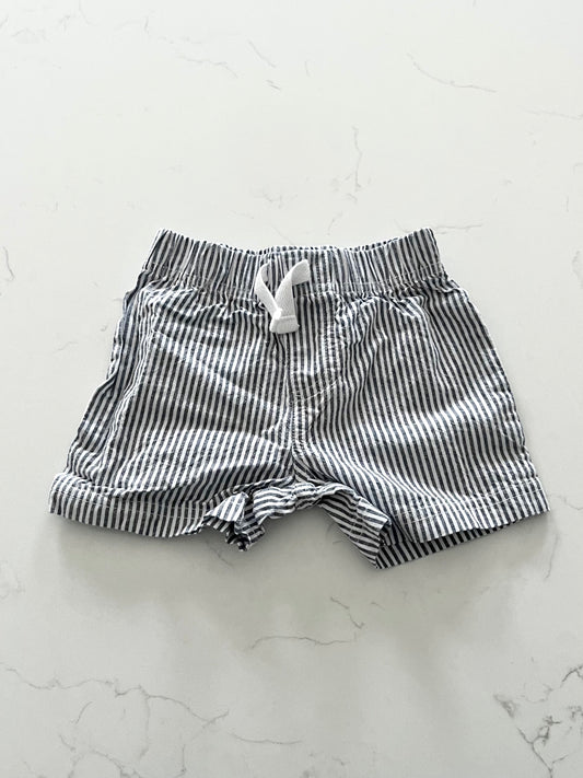Carters/Child of mine-Short-3/6 mois
