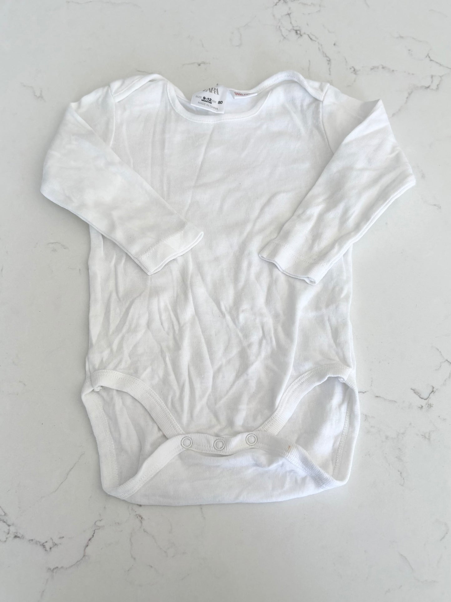 Zara-Cache couche-9/12 mois