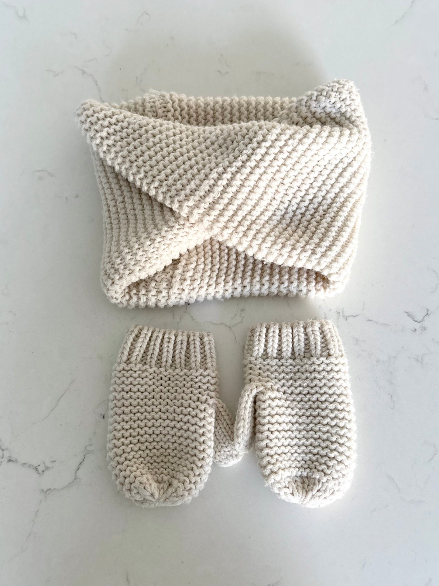 Zara-Ensemble cache cou/mitaines-~3/4t