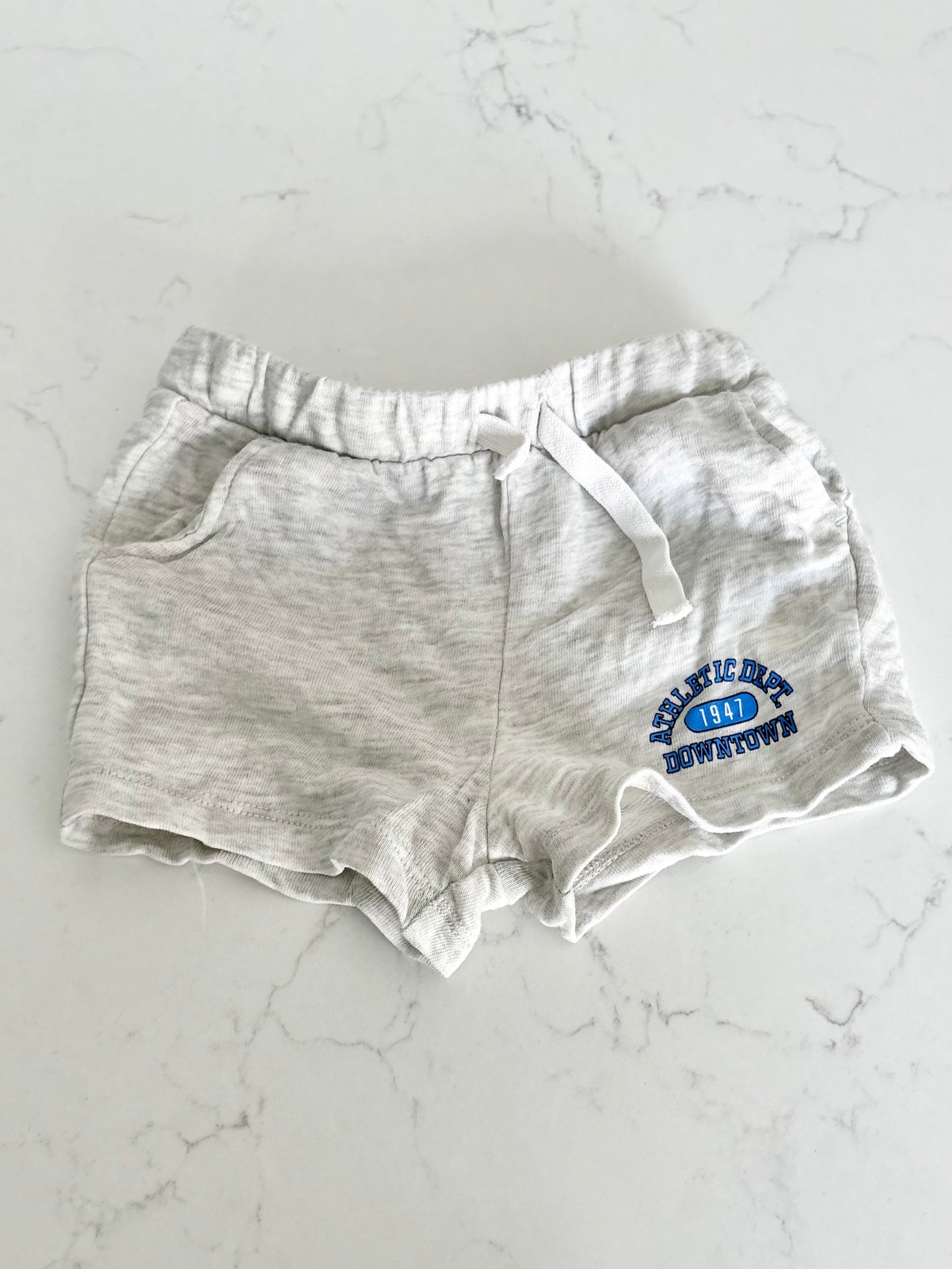 H&M-Short-4/6 mois