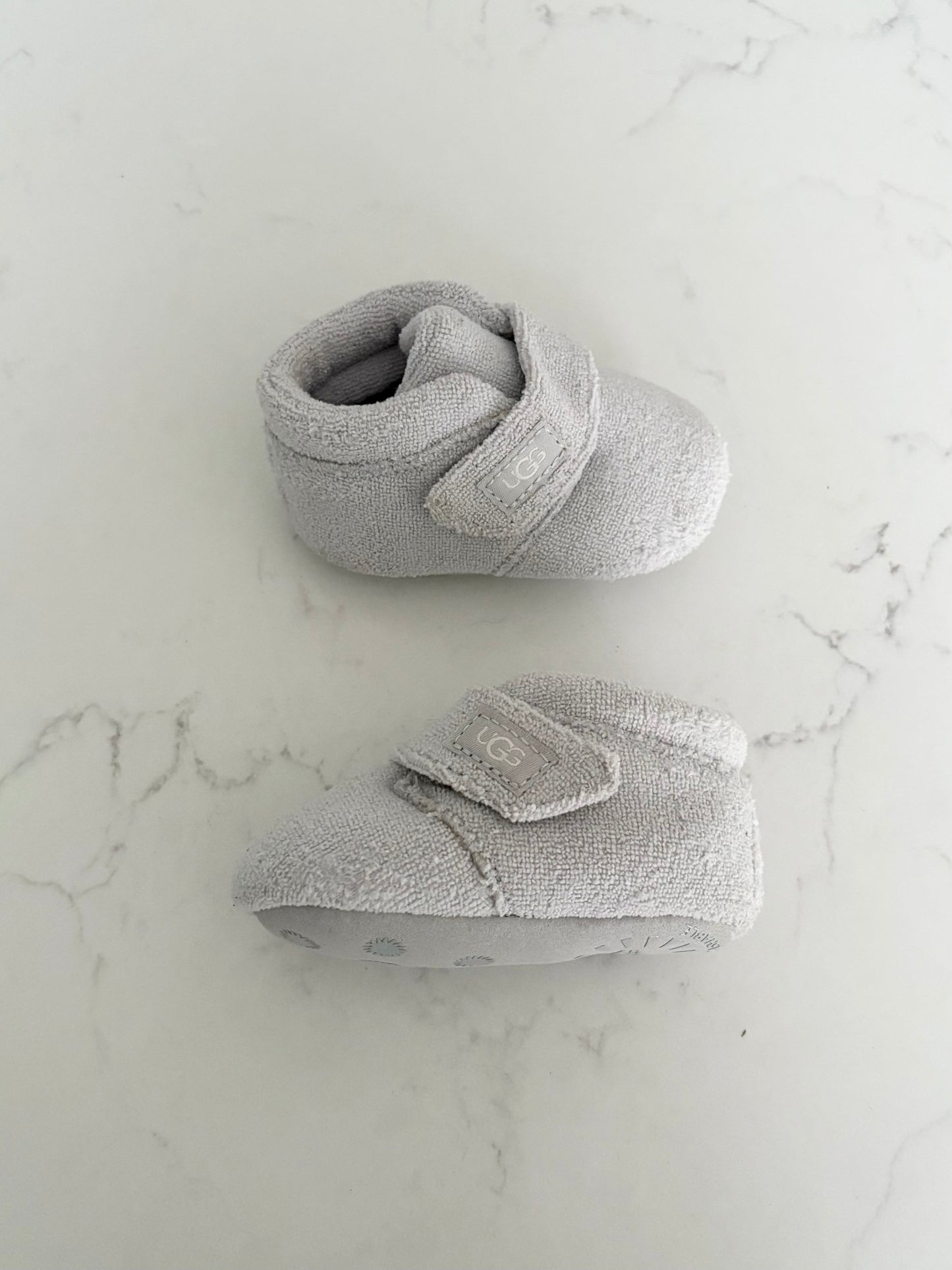 Ugg-Pantoufles-2