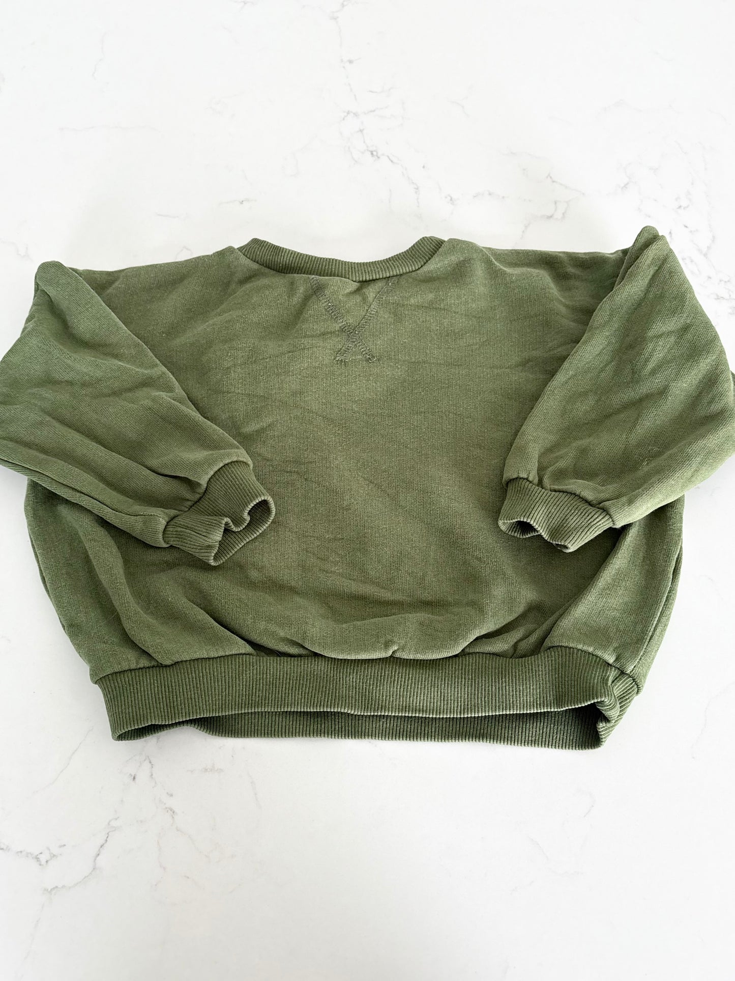 Zara-Crewneck-18/24 mois ( imperfection manche)
