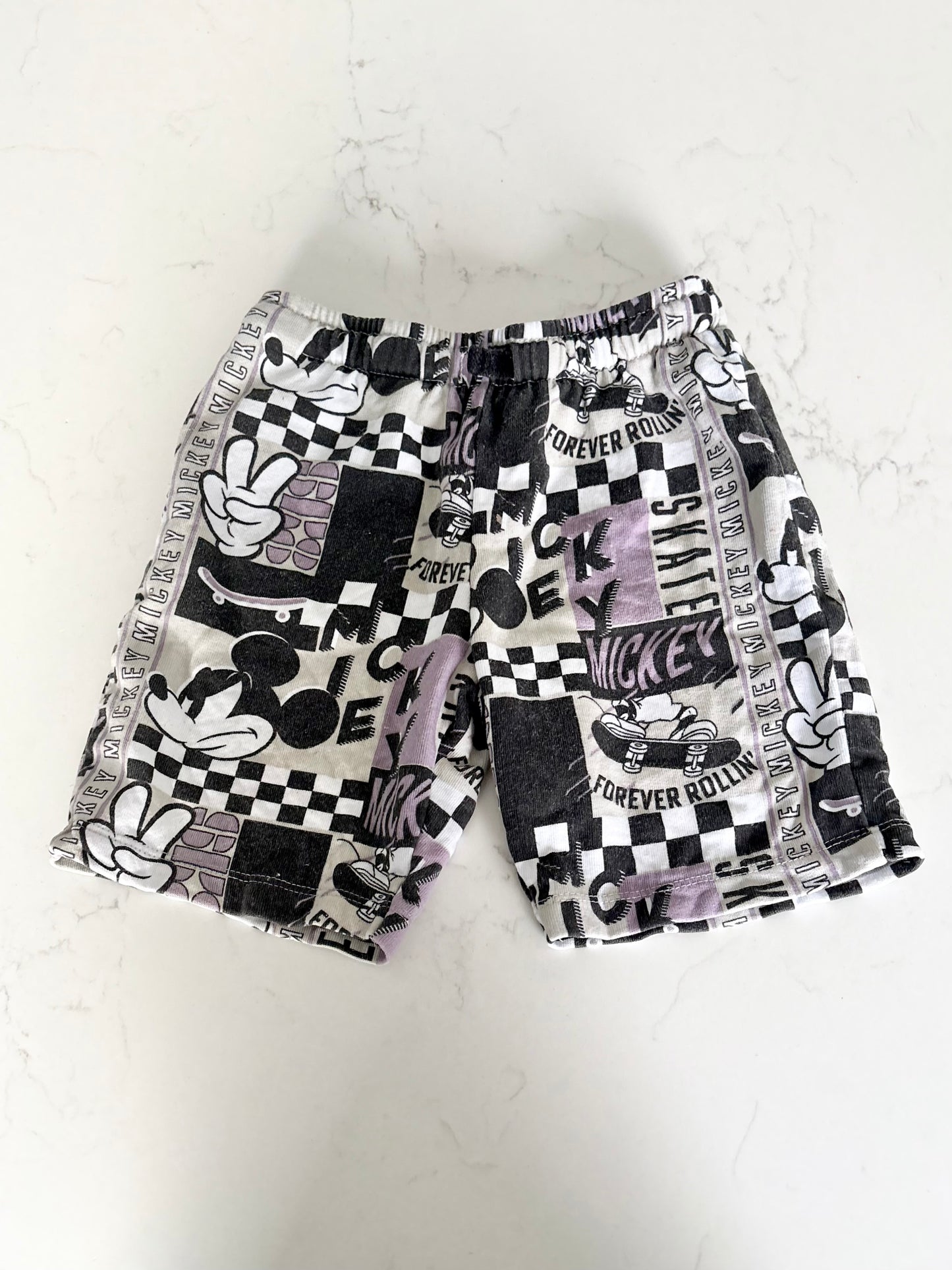 Zara/Disney-Short-2/3T (fait grand)