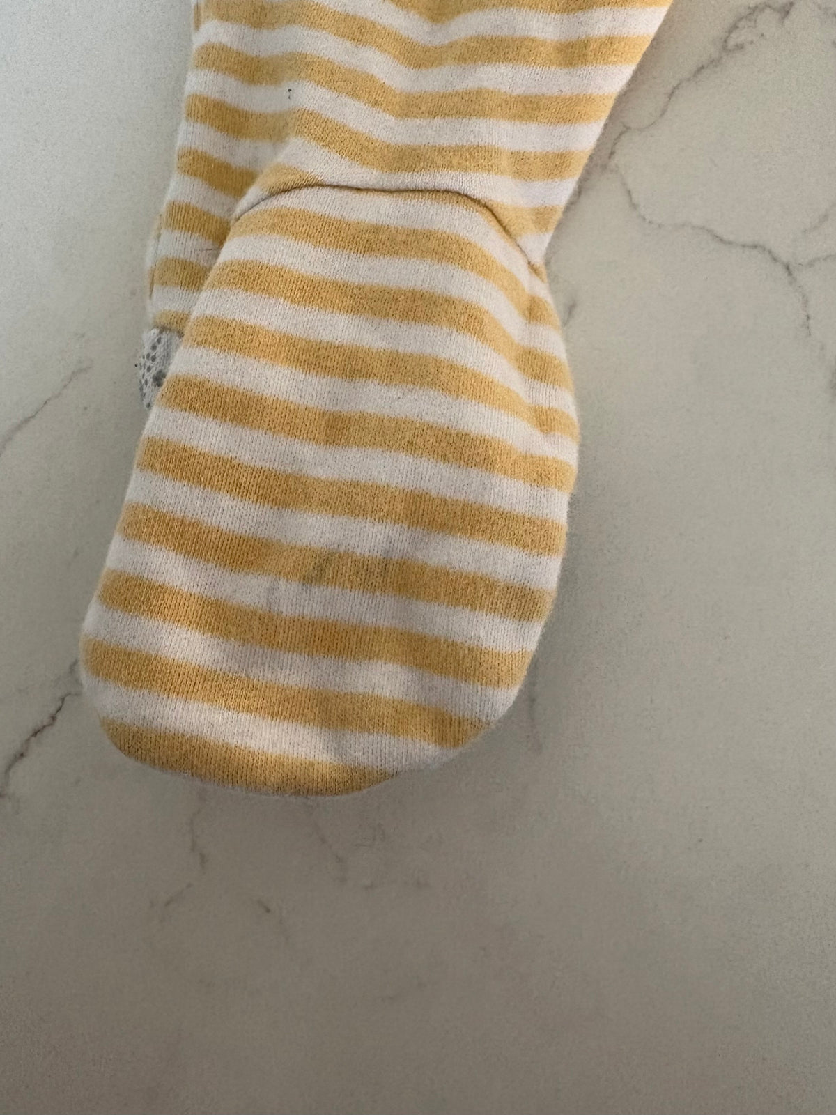Pekkle-Pyjama-24 mois ( petite tache  sur le pied )