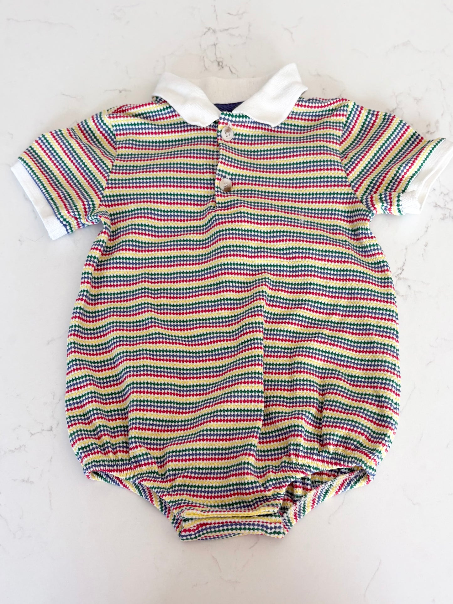 Old Navy-Polo-Cache couche-18/24 mois