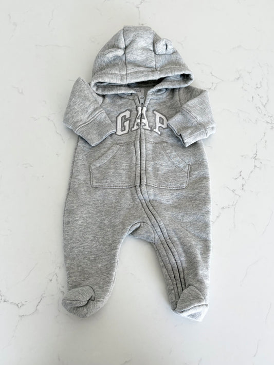 Gap-Une pièce-jusqu’à 7lbs (~NB)