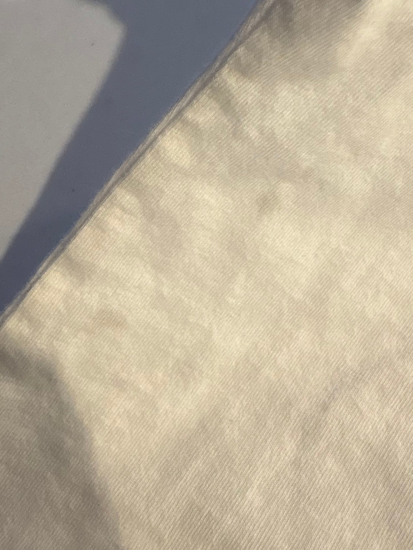 Zara-T shirt-18/24 mois ( légère imperfection)