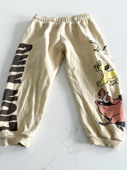 *Imparfait-Zara/Disney-Jogging-6T ( fait petit )