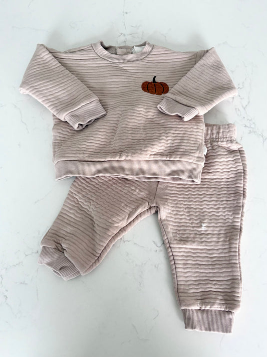 Petit lem/First-Ensemble-9 mois
