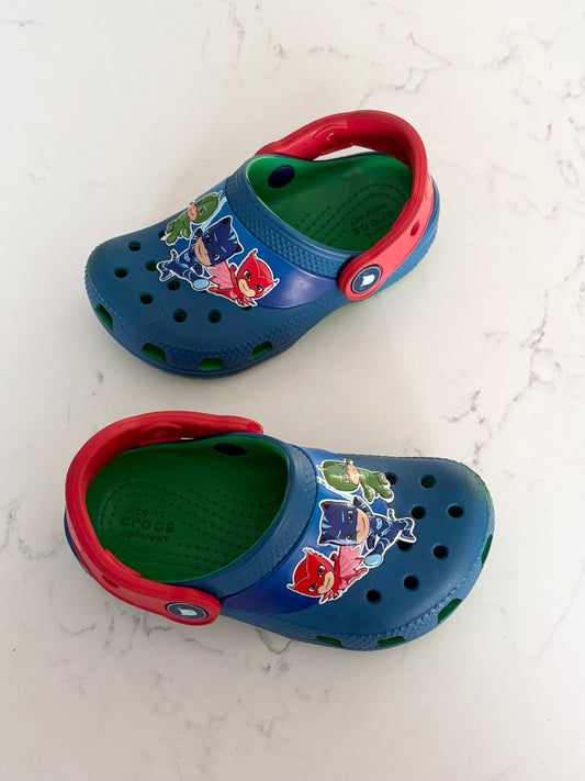 Crocs/Pyjamasque-C8
