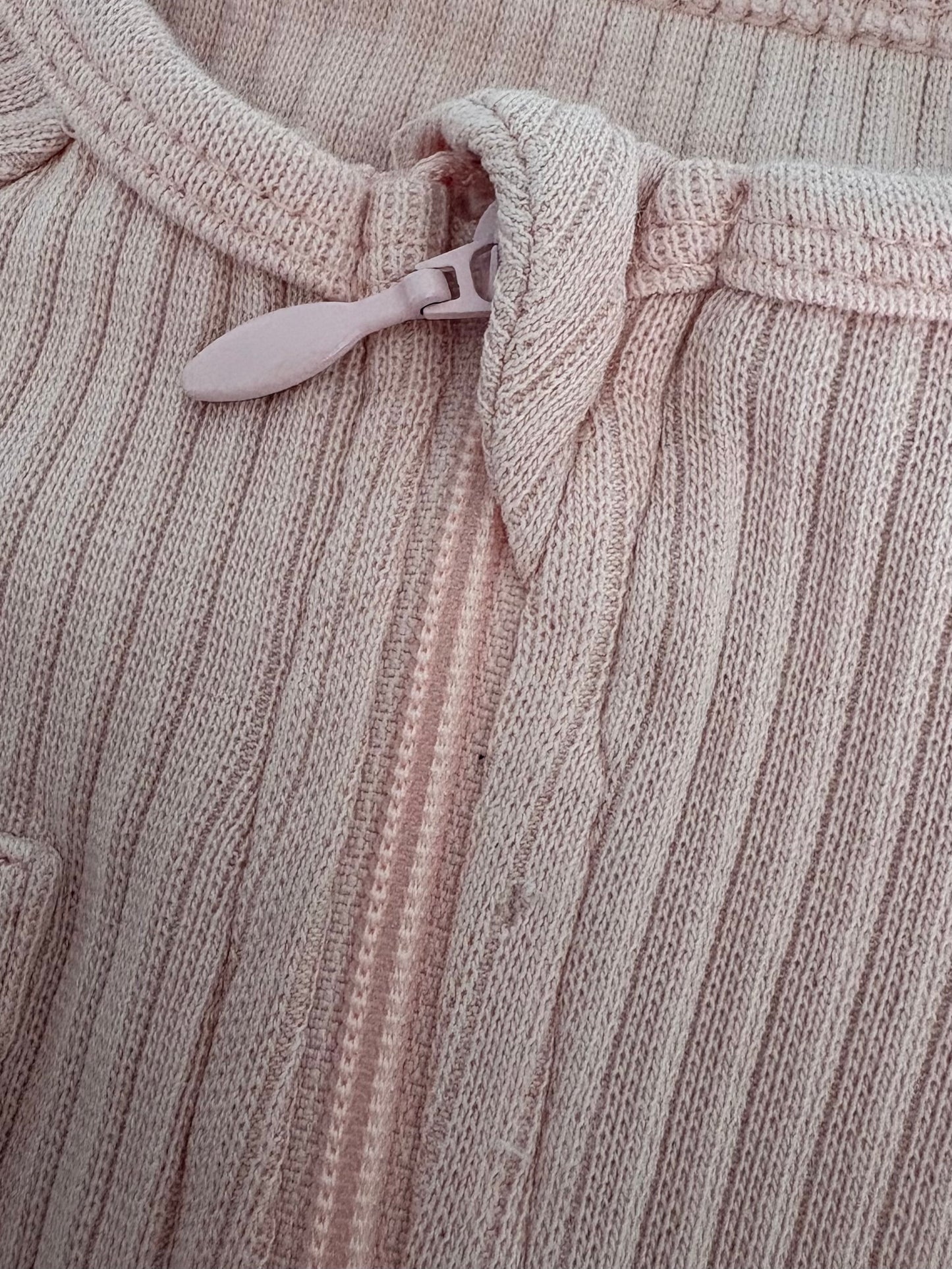 Souris Mini-Pyjama-0/3 mois ( légère imperfection)
