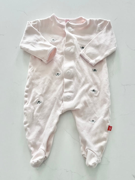 Pyjama-6/9 mois ( fait petit)