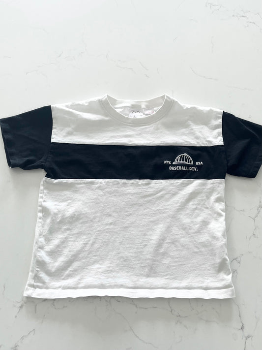 Zara-T shirt-5T ( légère imperfection)