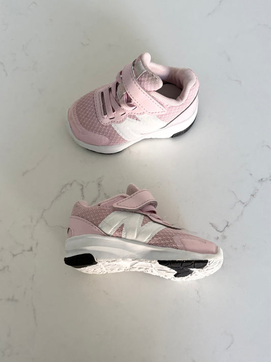 New Balance-Souliers-4