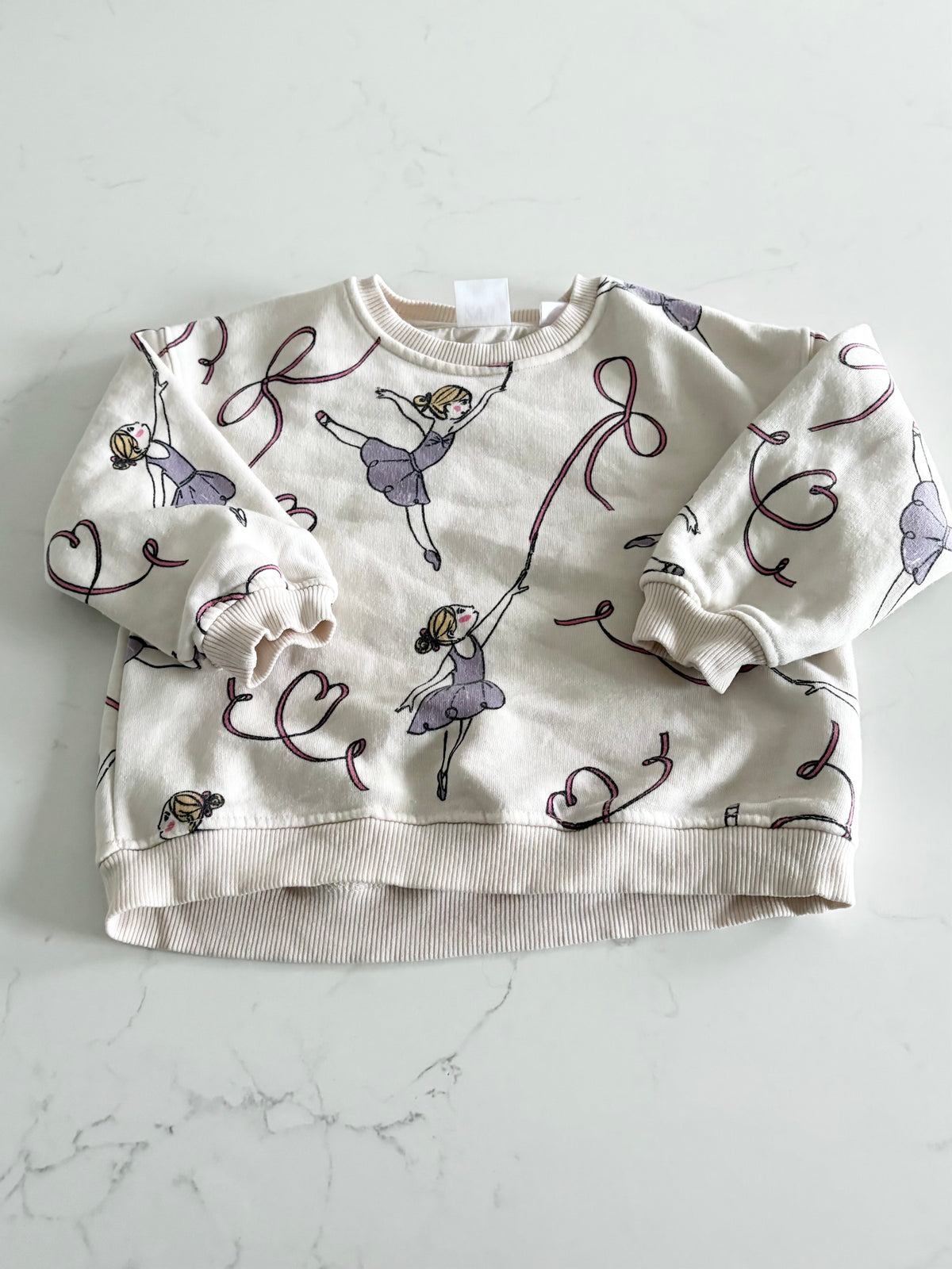 Zara-Crewneck-2T