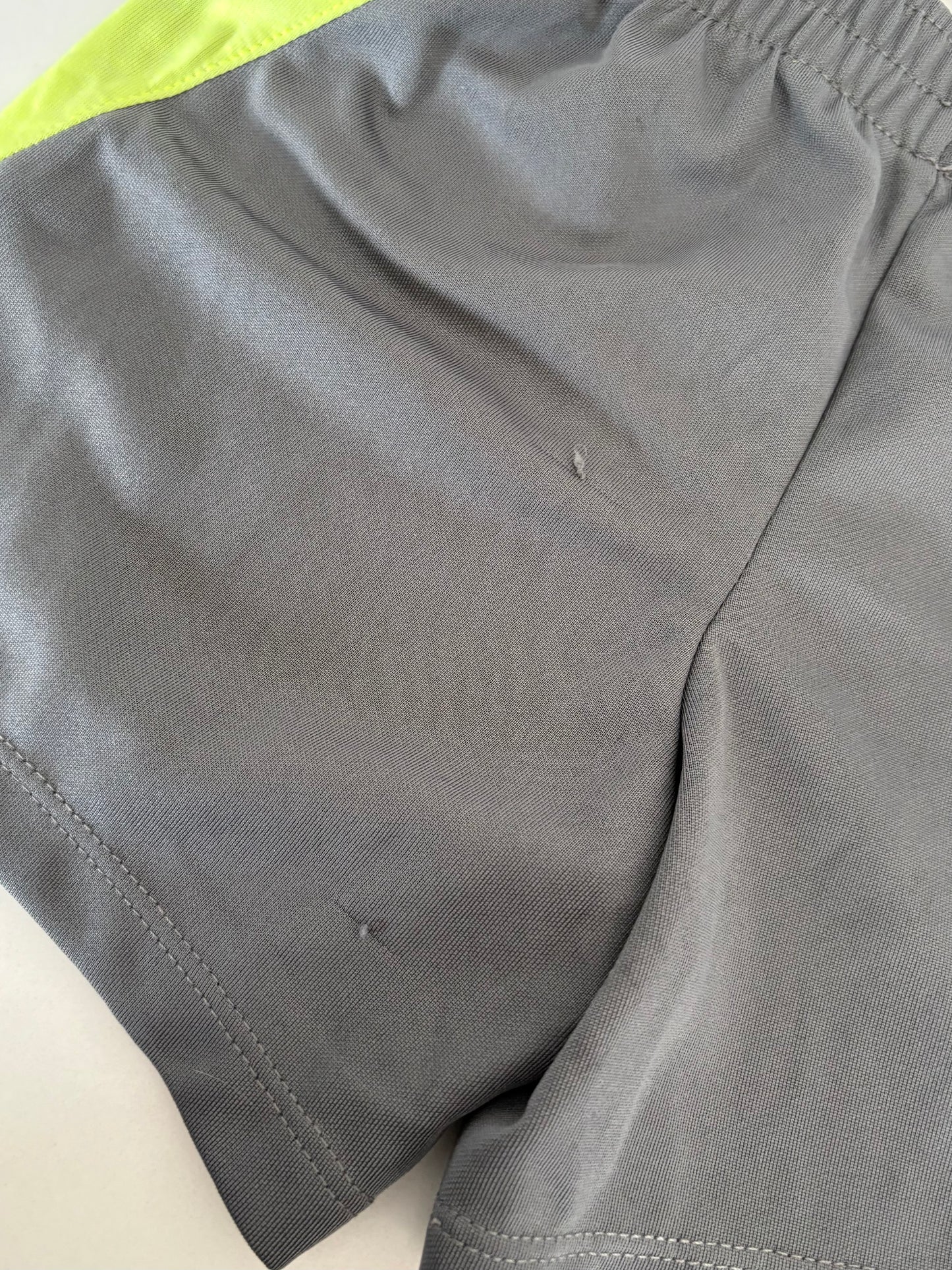 Nike-Ensemble-24 mois ( accros fesse)
