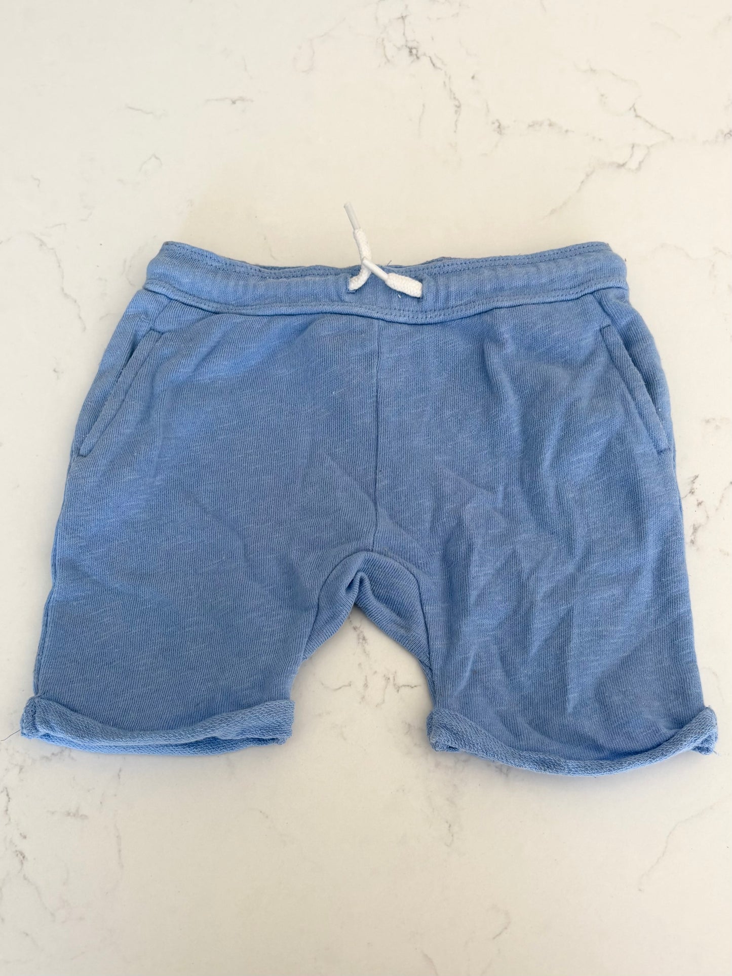 H&M-Short-12/18 mois