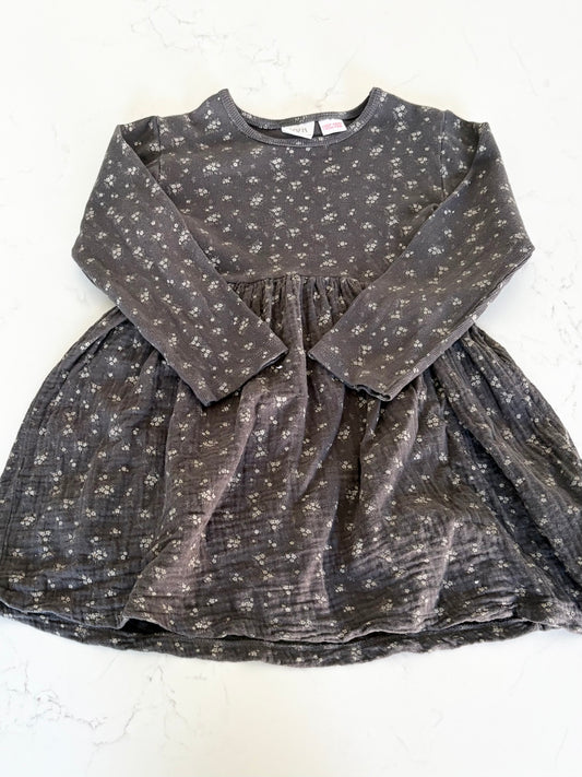 Zara-Robe-6T ( fait petit )
