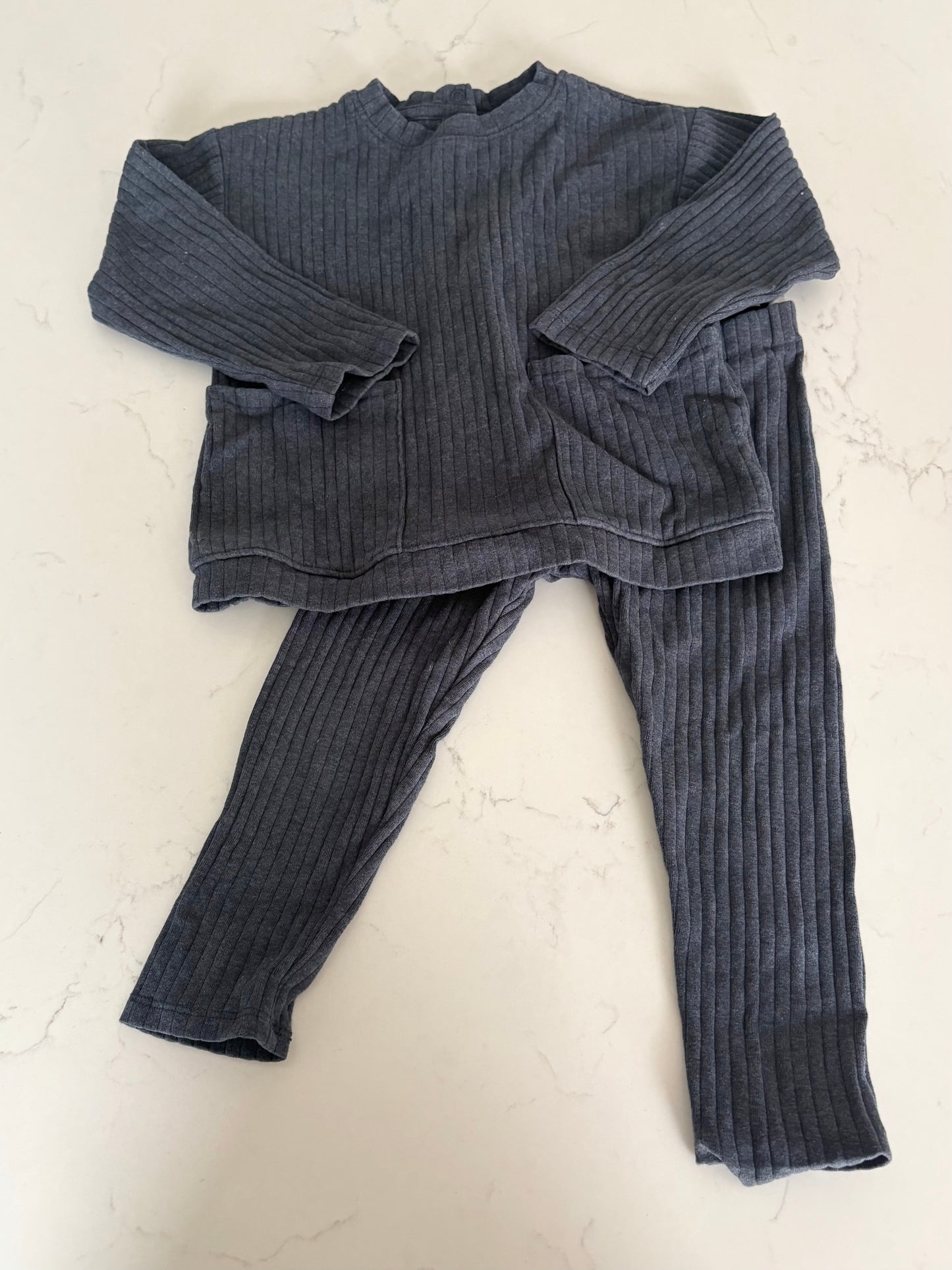 H&M-Ensemble-18/24 mois (légère imperfection)