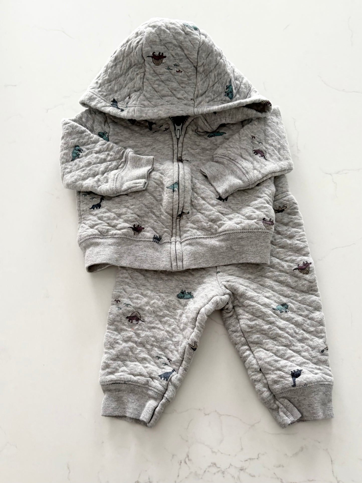 Carters-Ensemble-6 mois